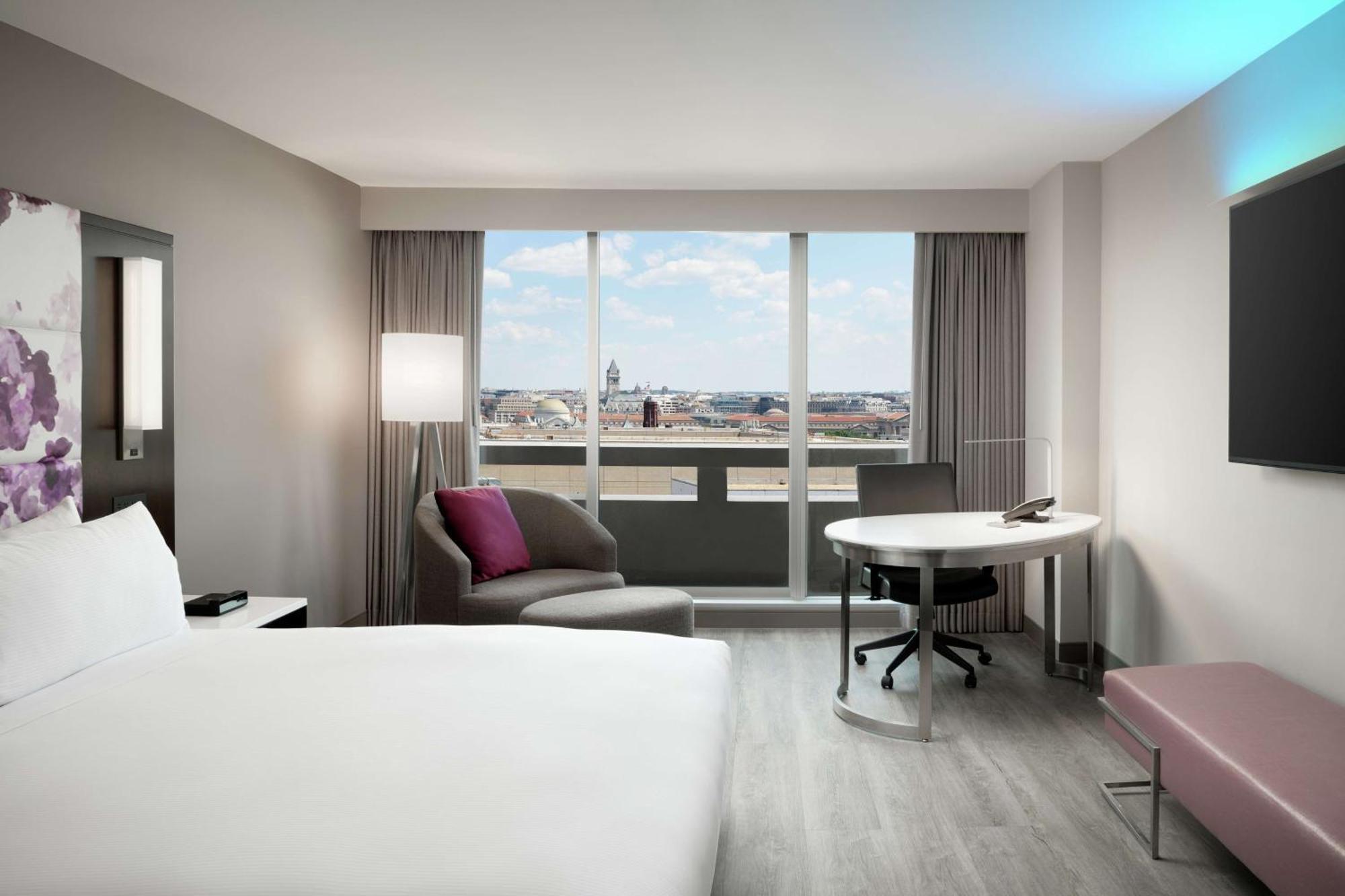 ฮิลตัน วอชิงตัน ดีซี เนชั่นแนล มอลล์ เดอะวอล์ฟ Hotel ภายนอก รูปภาพ